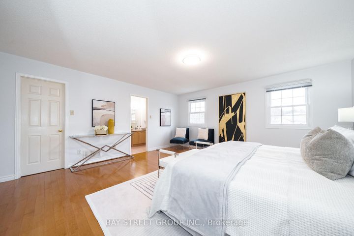 Photo 26 at 80 Summitcrest Drive, Devonsleigh, Richmond Hill