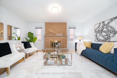 Photo 12 at 80 Summitcrest Drive, Devonsleigh, Richmond Hill