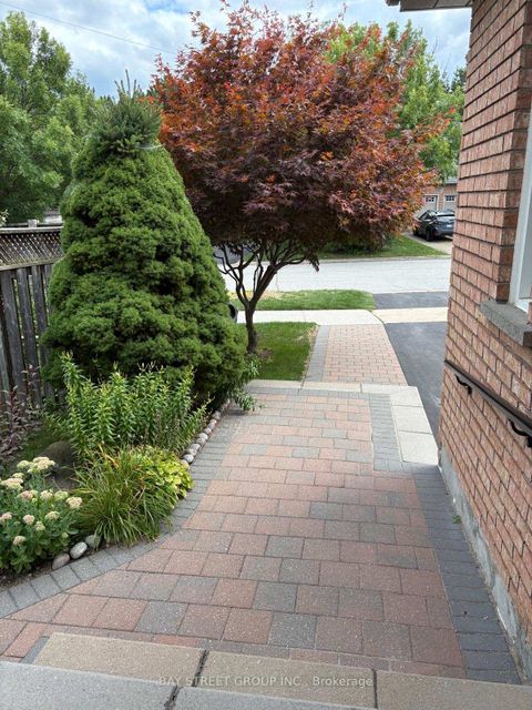 Photo 43 at 80 Summitcrest Drive, Devonsleigh, Richmond Hill