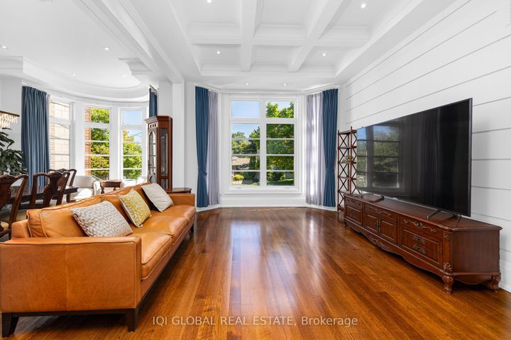 Photo 6 at 29 Alderdale Court, Don Mills, Toronto