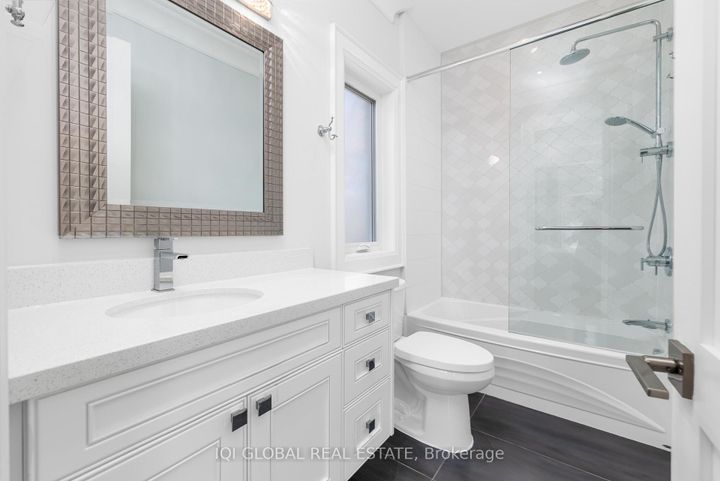 Photo 28 at 29 Alderdale Court, Don Mills, Toronto