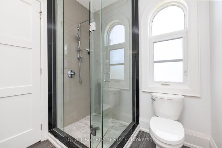 Photo 31 at 29 Alderdale Court, Don Mills, Toronto