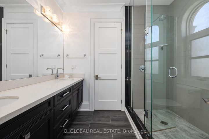 Photo 32 at 29 Alderdale Court, Don Mills, Toronto