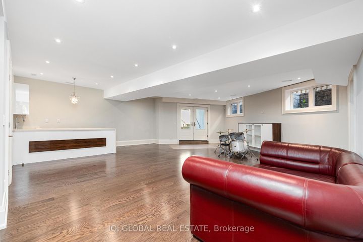 Photo 39 at 29 Alderdale Court, Don Mills, Toronto