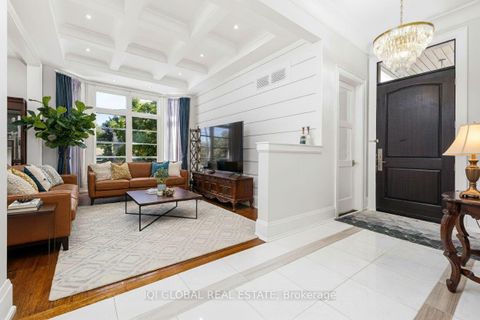 Photo 2 at 29 Alderdale Court, Don Mills, Toronto