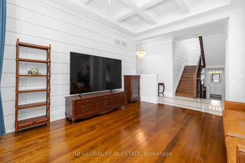 Photo 5 at 29 Alderdale Court, Don Mills, Toronto