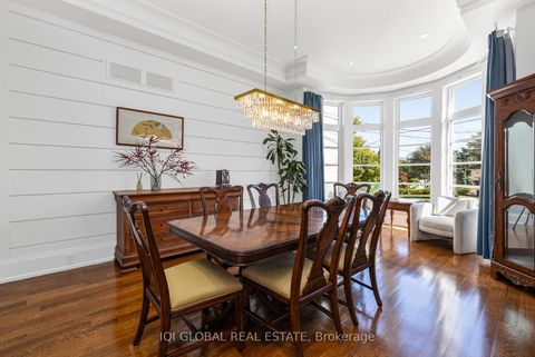 Photo 7 at 29 Alderdale Court, Don Mills, Toronto