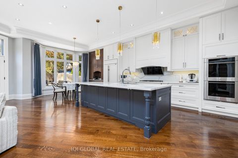 Photo 13 at 29 Alderdale Court, Don Mills, Toronto