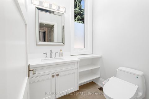 Photo 18 at 29 Alderdale Court, Don Mills, Toronto