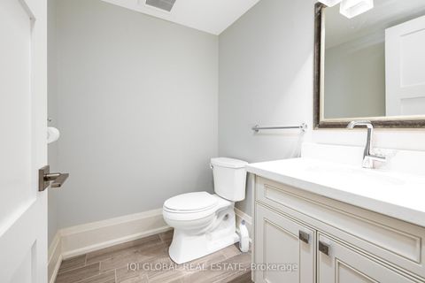 Photo 34 at 29 Alderdale Court, Don Mills, Toronto