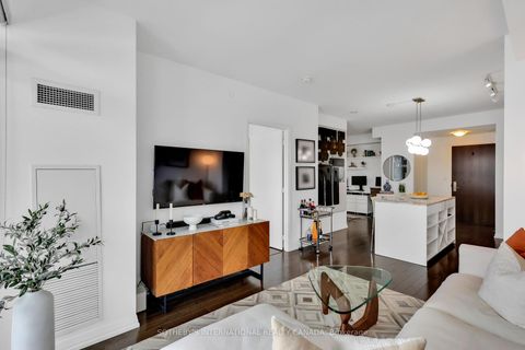 Photo 10 at 728 - 460 Adelaide Street E, Moss Park, Toronto