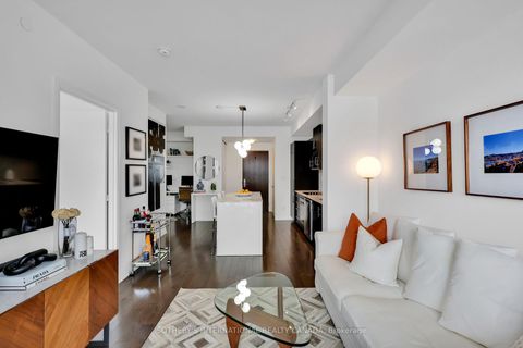 Photo 11 at 728 - 460 Adelaide Street E, Moss Park, Toronto