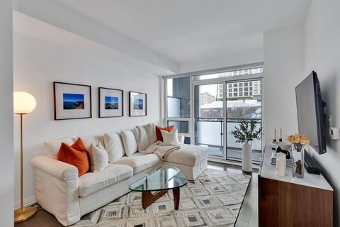 Photo 12 at 728 - 460 Adelaide Street E, Moss Park, Toronto