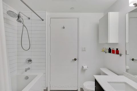 Photo 19 at 728 - 460 Adelaide Street E, Moss Park, Toronto