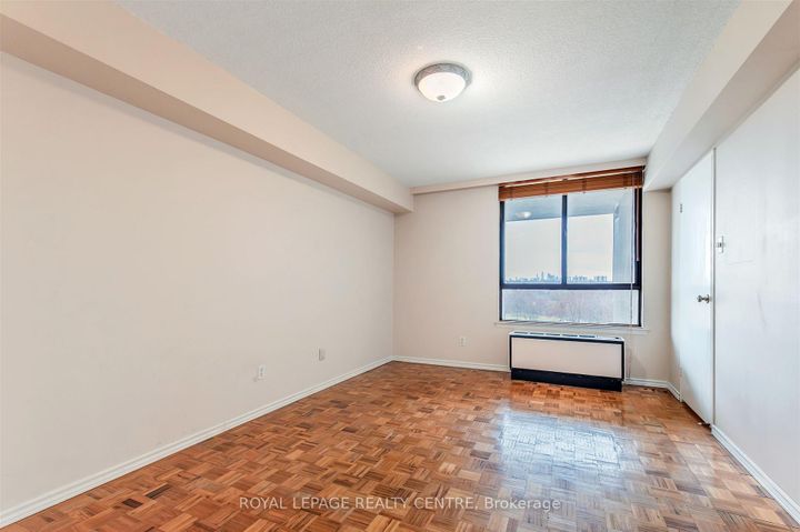 Photo 7 at B4 - 296 Mill Road, Markland Wood, Toronto