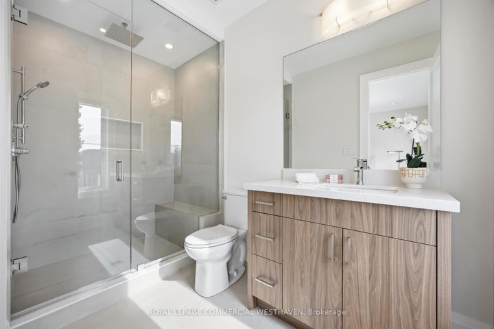 Photo 24 at 98 Charleswood Drive, Clanton Park, Toronto