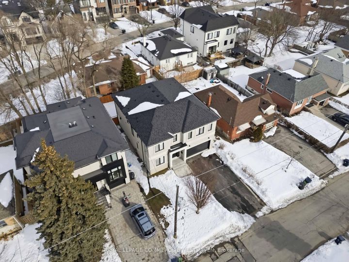 Photo 34 at 98 Charleswood Drive, Clanton Park, Toronto