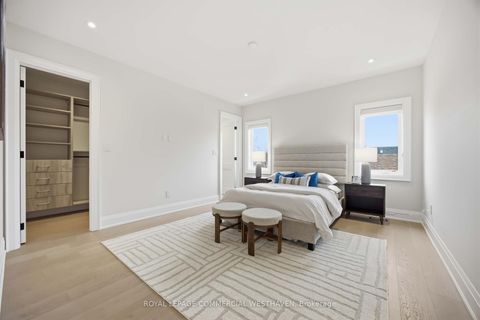 Photo 25 at 98 Charleswood Drive, Clanton Park, Toronto