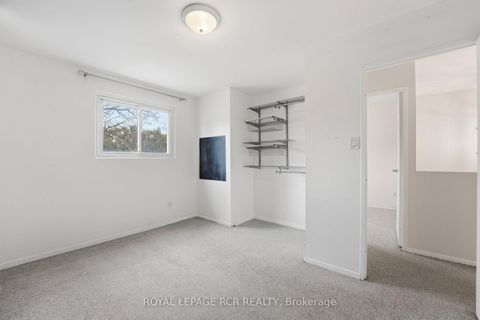 Photo 17 at 812 Greenfield Crescent, Leslie Valley, Newmarket