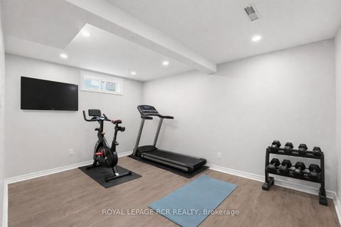 Photo 23 at 812 Greenfield Crescent, Leslie Valley, Newmarket