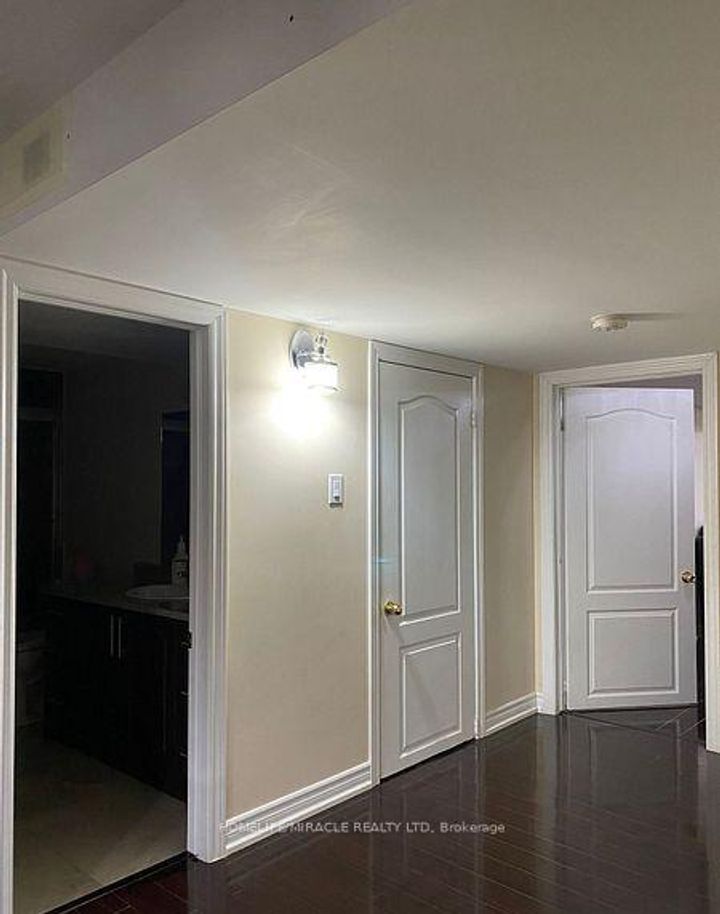 Photo 36 at 1 Buckler Street, Wellington, Brampton