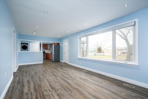 Photo 4 at 322 Jasper Avenue, Lakeview, Oshawa