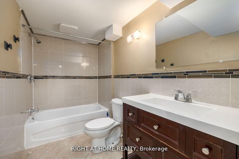 Photo 23 at 322 Jasper Avenue, Lakeview, Oshawa