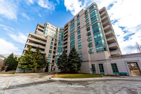 Photo 5 at 306 - 5 Emerald Lane, Yorkhill, Vaughan