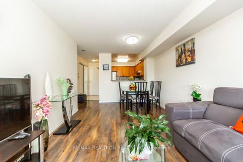 Photo 15 at 306 - 5 Emerald Lane, Yorkhill, Vaughan