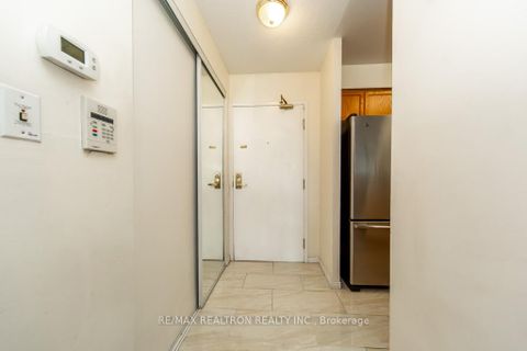 Photo 19 at 306 - 5 Emerald Lane, Yorkhill, Vaughan