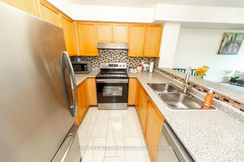 Photo 22 at 306 - 5 Emerald Lane, Yorkhill, Vaughan
