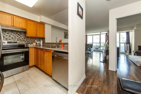 Photo 24 at 306 - 5 Emerald Lane, Yorkhill, Vaughan
