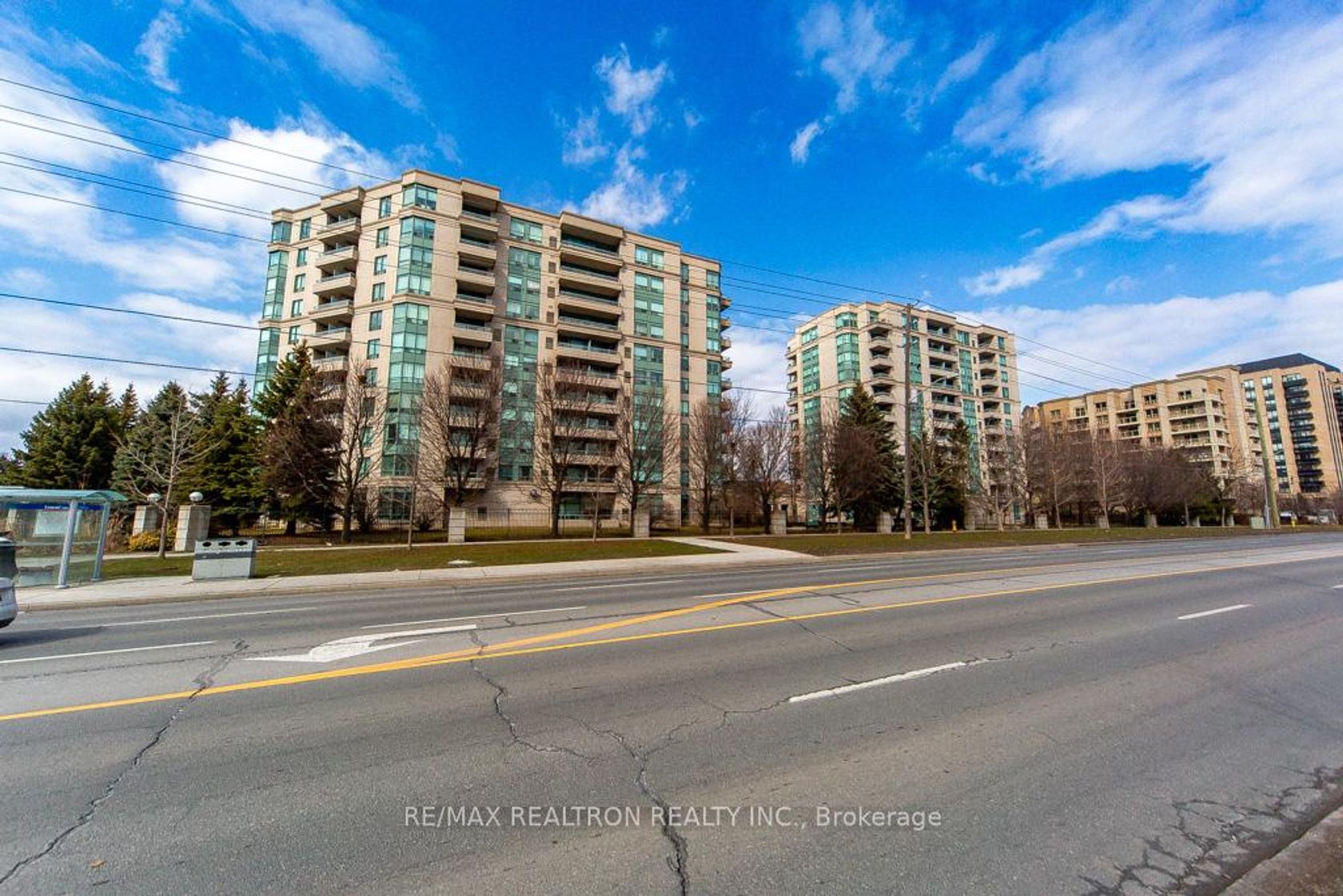 306 - 5 Emerald Lane, Yorkhill, Vaughan photo 6