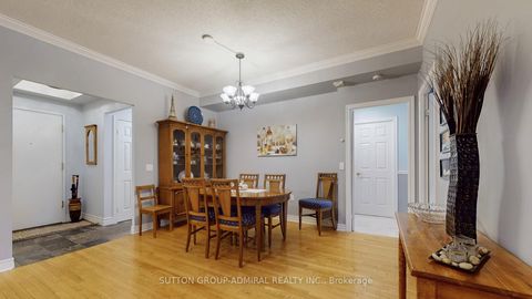 Photo 9 at 207 - 10 Old Mill Trail, Kingsway South, Toronto