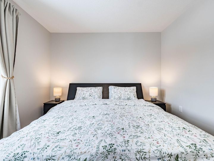 Photo 36 at 65 Aylesbury Drive, Northwest Brampton, Brampton