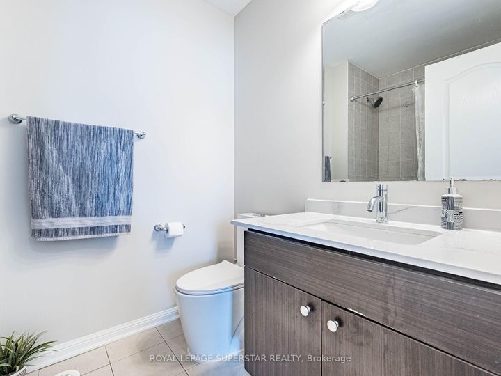 Photo 38 at 65 Aylesbury Drive, Northwest Brampton, Brampton