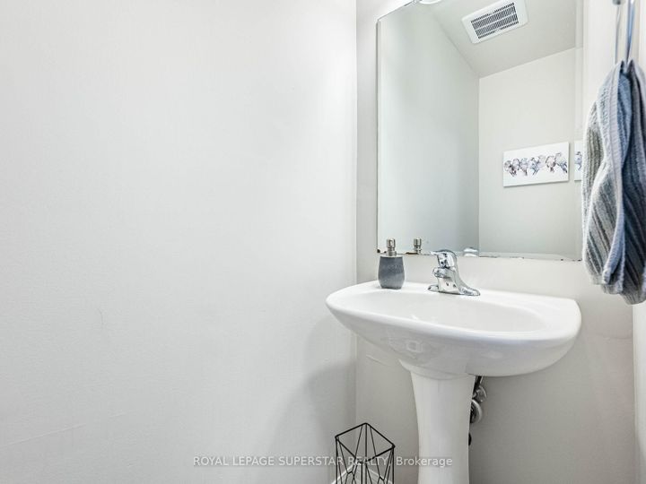 Photo 48 at 65 Aylesbury Drive, Northwest Brampton, Brampton