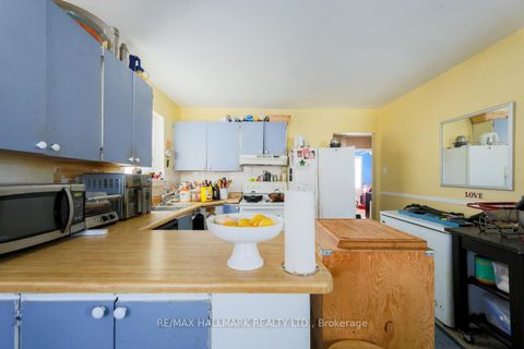Photo 3 at 59 Highview Avenue, Cliffside, Toronto