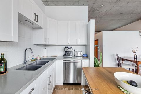 Photo 6 at 409 - 833 King Street W, Niagara, Toronto