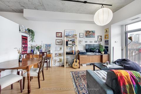 Photo 11 at 409 - 833 King Street W, Niagara, Toronto