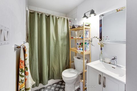 Photo 20 at 409 - 833 King Street W, Niagara, Toronto