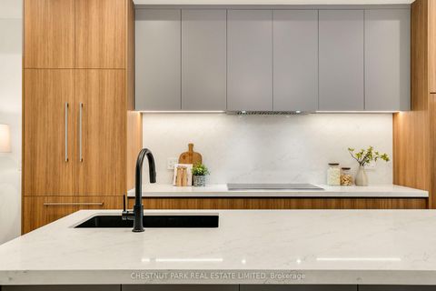 Photo 15 at 1031 Spadina Road, Forest Hill North, Toronto