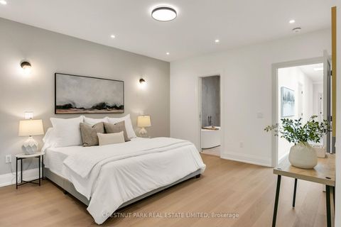 Photo 29 at 1031 Spadina Road, Forest Hill North, Toronto