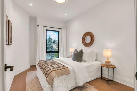 Photo 34 at 1031 Spadina Road, Forest Hill North, Toronto