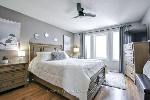 Photo 11 at 35 HAWTHORNE Crescent, Ardagh, Barrie