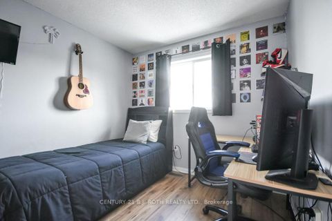 Photo 15 at 35 HAWTHORNE Crescent, Ardagh, Barrie