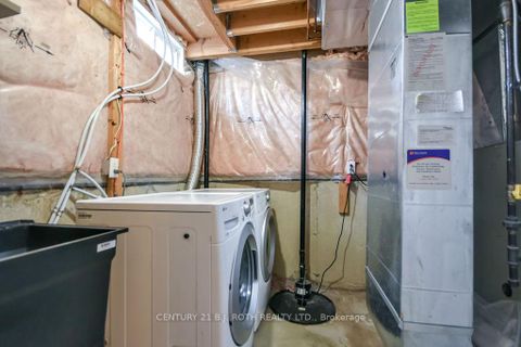 Photo 22 at 35 HAWTHORNE Crescent, Ardagh, Barrie