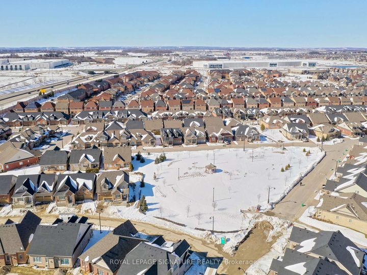 Photo 22 at 41 Overlea Drive, Wellington, Brampton