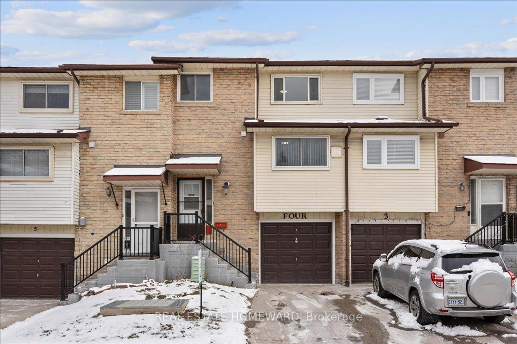 4 - 3430 Kingston Road, Scarborough Village, Toronto 