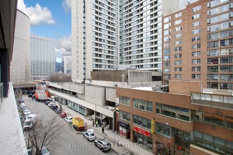 Photo 13 at 718 - 111 Elizabeth Street, Bay Street Corridor, Toronto